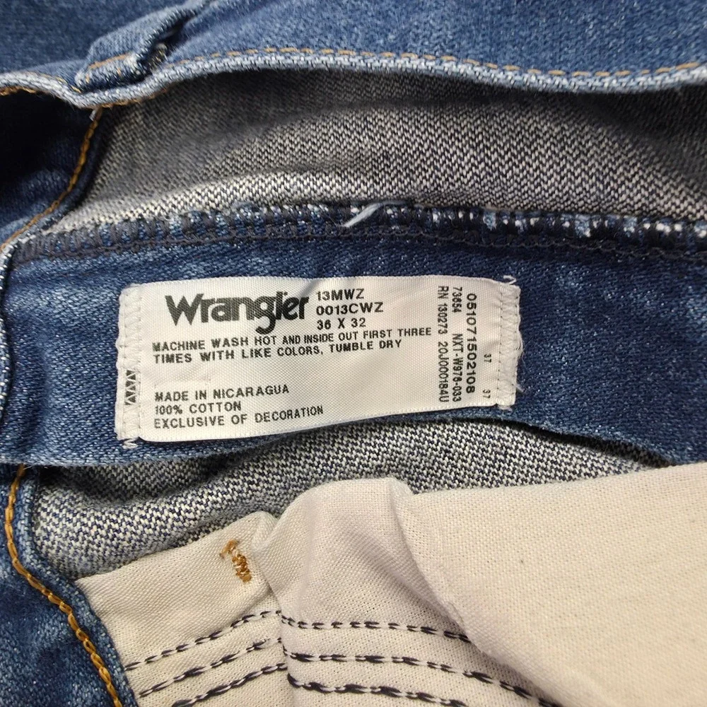Wrangler Jeans Mens 36x32 Blue Cowboy Cut Original Fit Medium Wash Denim Western